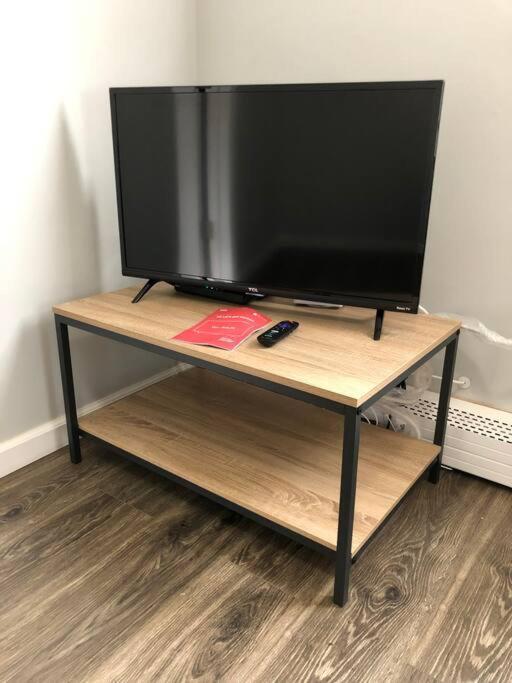 Private 2-Bedroom With Free Parking And Direct Bus To Nyc Manhattan Only 2 Blocks Away Linden Extérieur photo